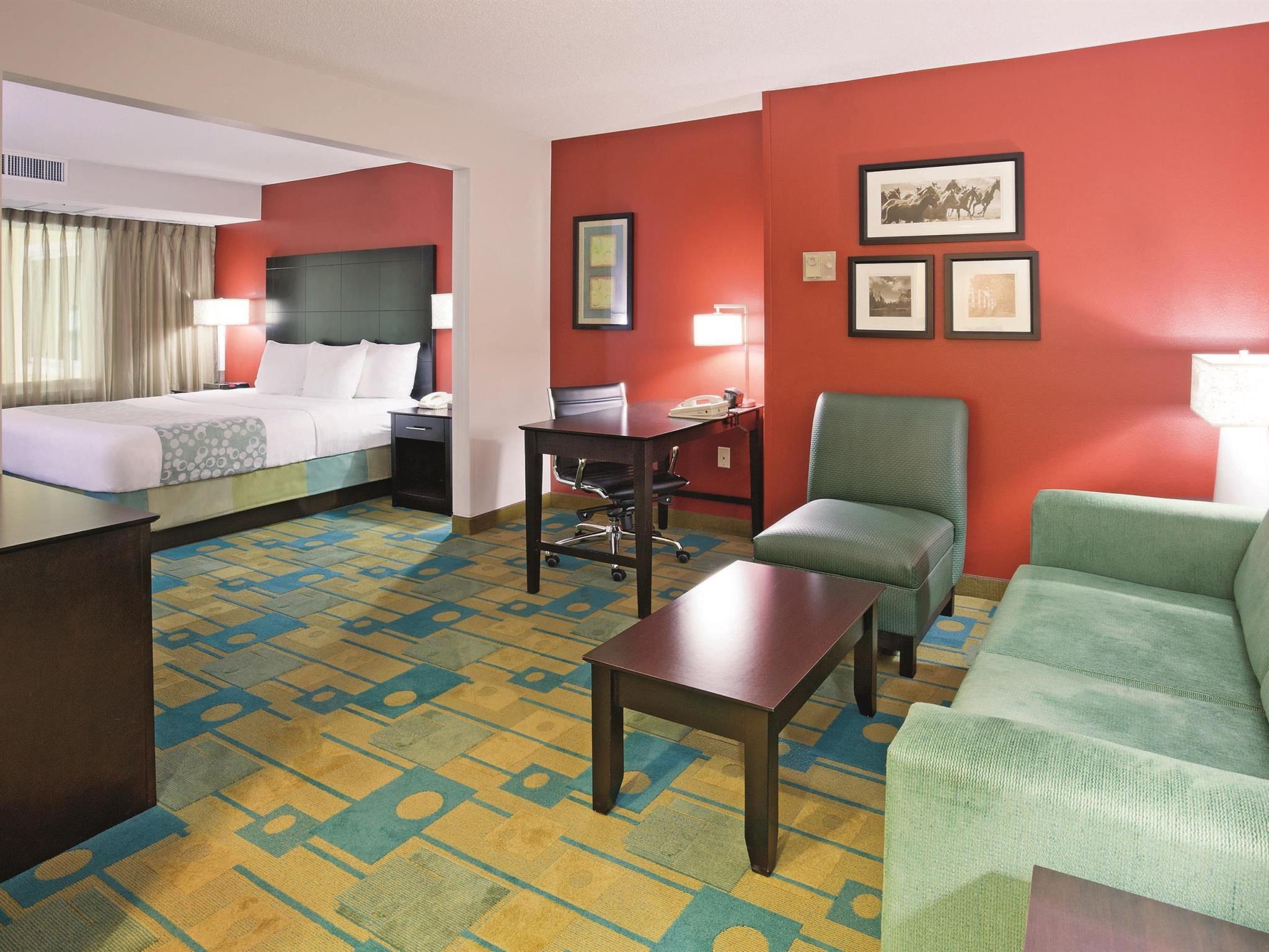 La Quinta By Wyndham Milwaukee Bayshore Area Glendale Exterior foto
